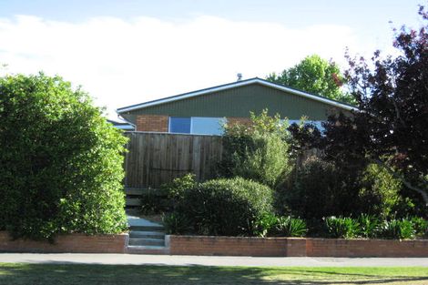 Photo of property in 3 Harrowdale Drive, Avonhead, Christchurch, 8042