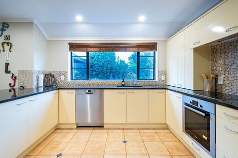 Photo of property in 39 Picasso Drive, West Harbour, Auckland, 0618