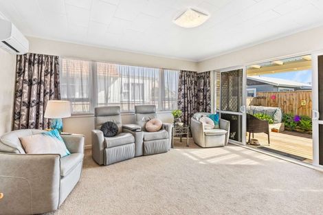 Photo of property in 22a Stafford Street, Waitara, 4320