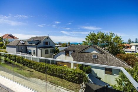 Photo of property in 2/5 Brown Street, Hauraki, Auckland, 0622