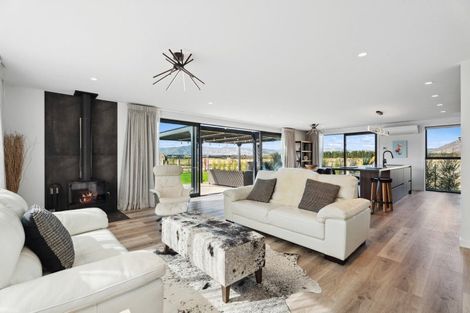 Photo of property in 3b Wallace Place, Westown, New Plymouth, 4310