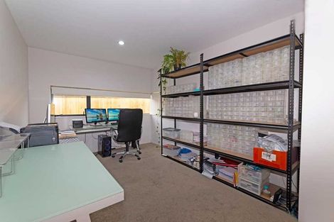 Photo of property in 8a Elcoat Avenue, Henderson, Auckland, 0612