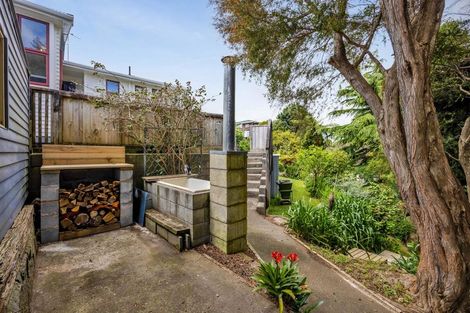 Photo of property in 158b Tukapa Street, Westown, New Plymouth, 4310