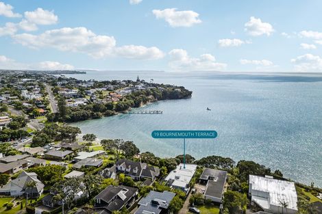 Photo of property in 19 Bournemouth Terrace, Murrays Bay, Auckland, 0630