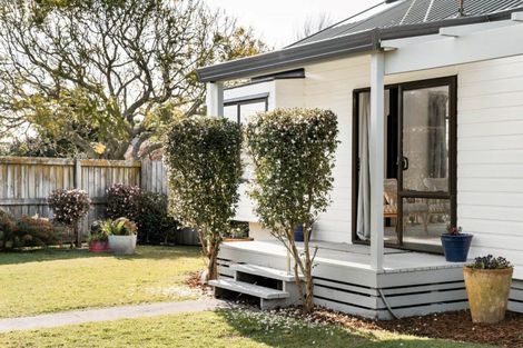 Photo of property in 13 Kane Road, Papamoa Beach, Papamoa, 3118