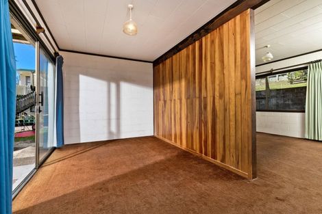Photo of property in 22 Awaruku Road, Torbay, Auckland, 0630