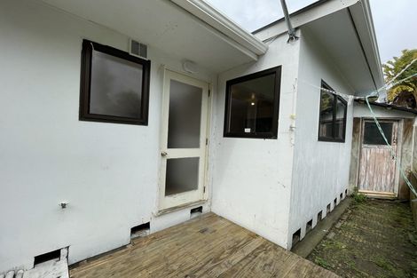 Photo of property in 32a Te Atatu Road, Te Atatu South, Auckland, 0610