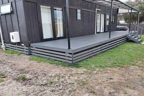 Photo of property in 81 De Lautour Road, Inner Kaiti, Gisborne, 4010