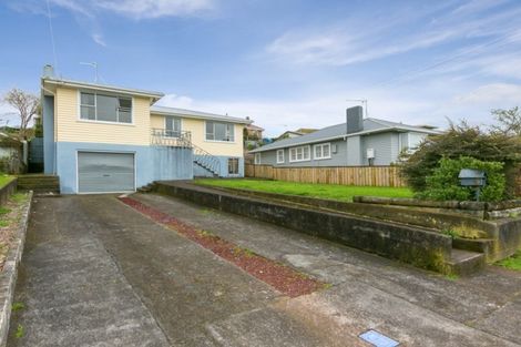 Photo of property in 69 Mould Street, Waitara, 4320