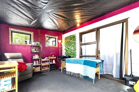 Photo of property in 1/20 Burundi Avenue, Clendon Park, Auckland, 2103