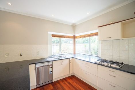 Photo of property in 4 Pastoral Lane, Hokowhitu, Palmerston North, 4410