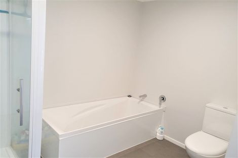 Photo of property in 8a Homebush Road, Khandallah, Wellington, 6035