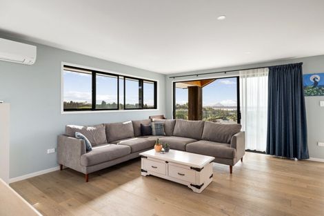 Photo of property in 6 Greenvale Place, Welcome Bay, Tauranga, 3112