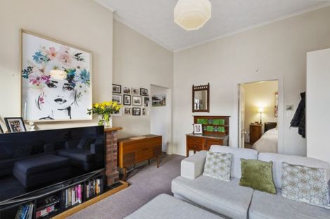 Photo of property in 1 Pitarua Street, Thorndon, Wellington, 6011