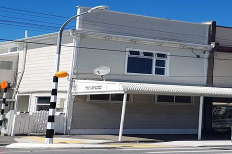 Photo of property in 213 The Parade, Island Bay, Wellington, 6023