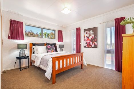 Photo of property in 61 Terry Crescent, Milson, Palmerston North, 4414