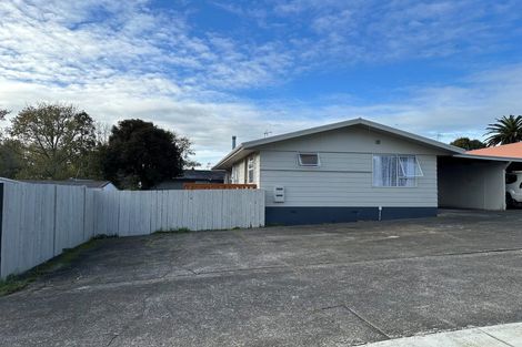 Photo of property in 10 Camphora Place, Ranui, Auckland, 0612