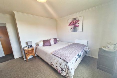 Photo of property in 90 Scott Street, Strathern, Invercargill, 9812