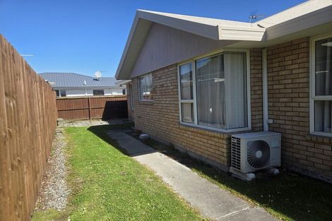 Photo of property in 17a Thistledown Place, Woolston, Christchurch, 8062