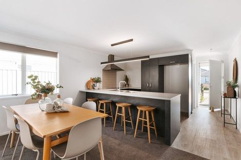 Photo of property in 65 Tabraham Crescent, Pyes Pa, Tauranga, 3112