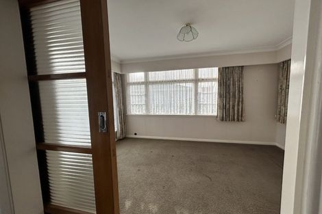 Photo of property in 460 Tremaine Avenue, Takaro, Palmerston North, 4410