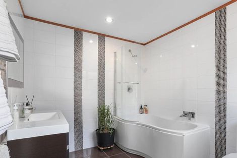 Photo of property in 478 Huia Road, Laingholm, Auckland, 0604