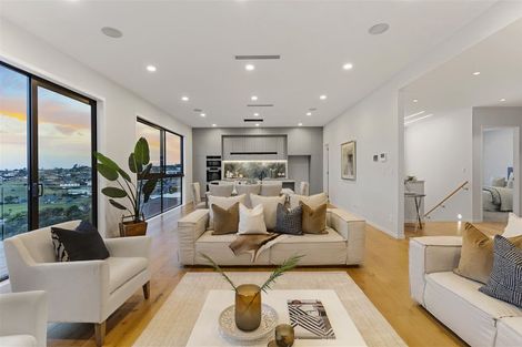 Photo of property in 50 Wainui Road, Silverdale, 0932