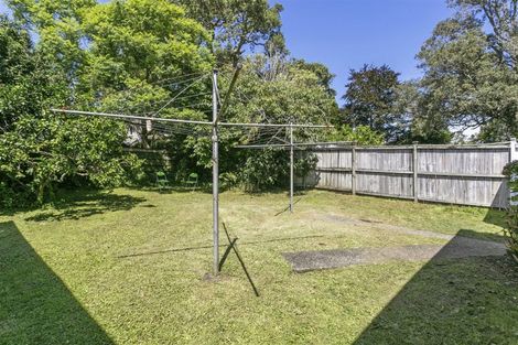 Photo of property in 4/13 Napoleon Avenue, Milford, Auckland, 0620