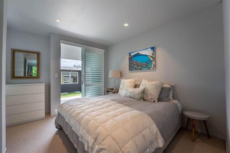 Photo of property in 32 Taumata Road, Omaha, 0986