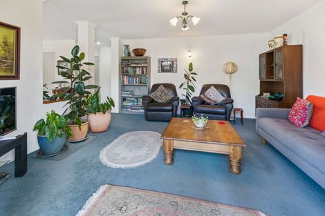 Photo of property in 19 Carrington Drive, Papamoa Beach, Papamoa, 3118