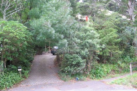 Photo of property in 8 Takahe Road, Titirangi, Auckland, 0604
