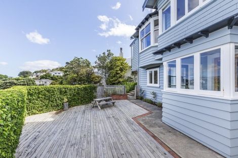 Photo of property in 43 Tio Tio Road, Miramar, Wellington, 6022