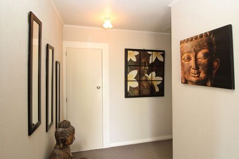 Photo of property in 8 Barrett Place, Carterton, 5713