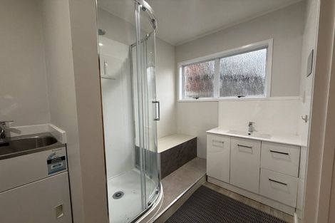 Photo of property in 31 Marellen Drive, Red Beach, 0932