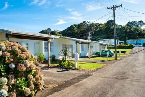 Photo of property in 26 Simons Street, Moturoa, New Plymouth, 4310