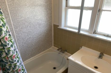 Photo of property in 4 Marion Street, Silverstream, Upper Hutt, 5019