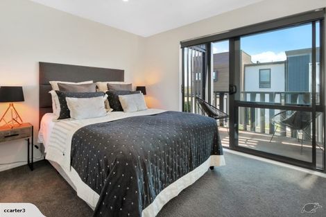 Photo of property in 47 Carder Court, Hobsonville, Auckland, 0618