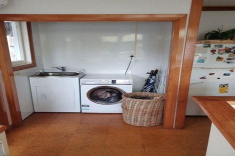 Photo of property in 90 Brougham Street, New Plymouth, 4310