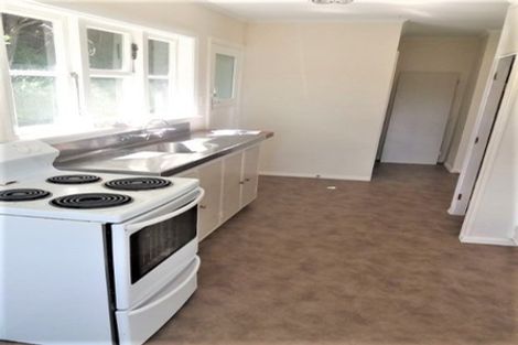 Photo of property in 27 Fraser Street, Wainuiomata, Lower Hutt, 5014