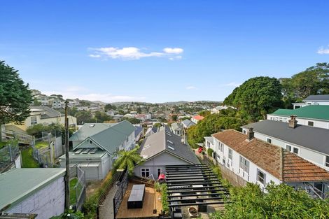 Photo of property in 4/18 Hinau Road, Hataitai, Wellington, 6021