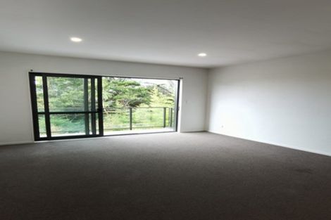 Photo of property in 7/14b Kaponga Crescent, New Lynn, Auckland, 0600