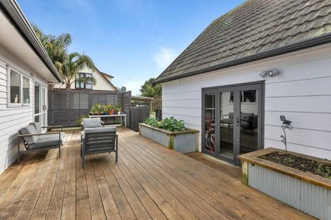 Photo of property in 37c Pyle Road West, One Tree Point, 0118