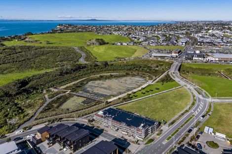 Photo of property in 109 Te Oneroa Way, Long Bay, Auckland, 0630