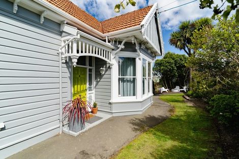 Photo of property in 112 Eglinton Road, Mornington, Dunedin, 9011