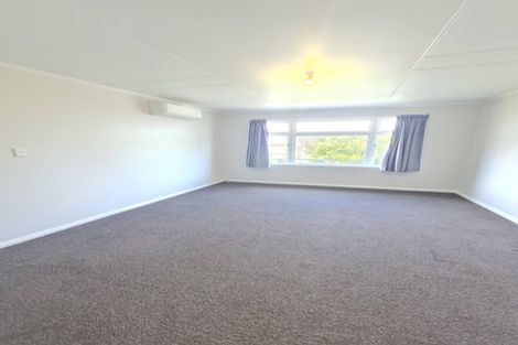 Photo of property in 79 Cornfoot Street, Castlecliff, Whanganui, 4501