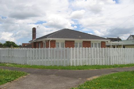 Photo of property in 73a Kenderdine Road, Papatoetoe, Auckland, 2025