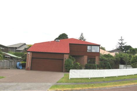 Photo of property in 8 Rosemary Avenue, Forrest Hill, Auckland, 0620