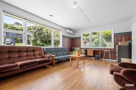Photo of property in 80 Dowse Drive, Maungaraki, Lower Hutt, 5010