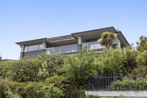 Photo of property in 5 Ophir Lane, Redcliffs, Christchurch, 8081