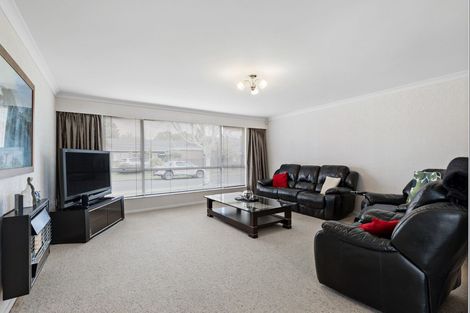 Photo of property in 6 Humphries Place, Awapuni, Palmerston North, 4412